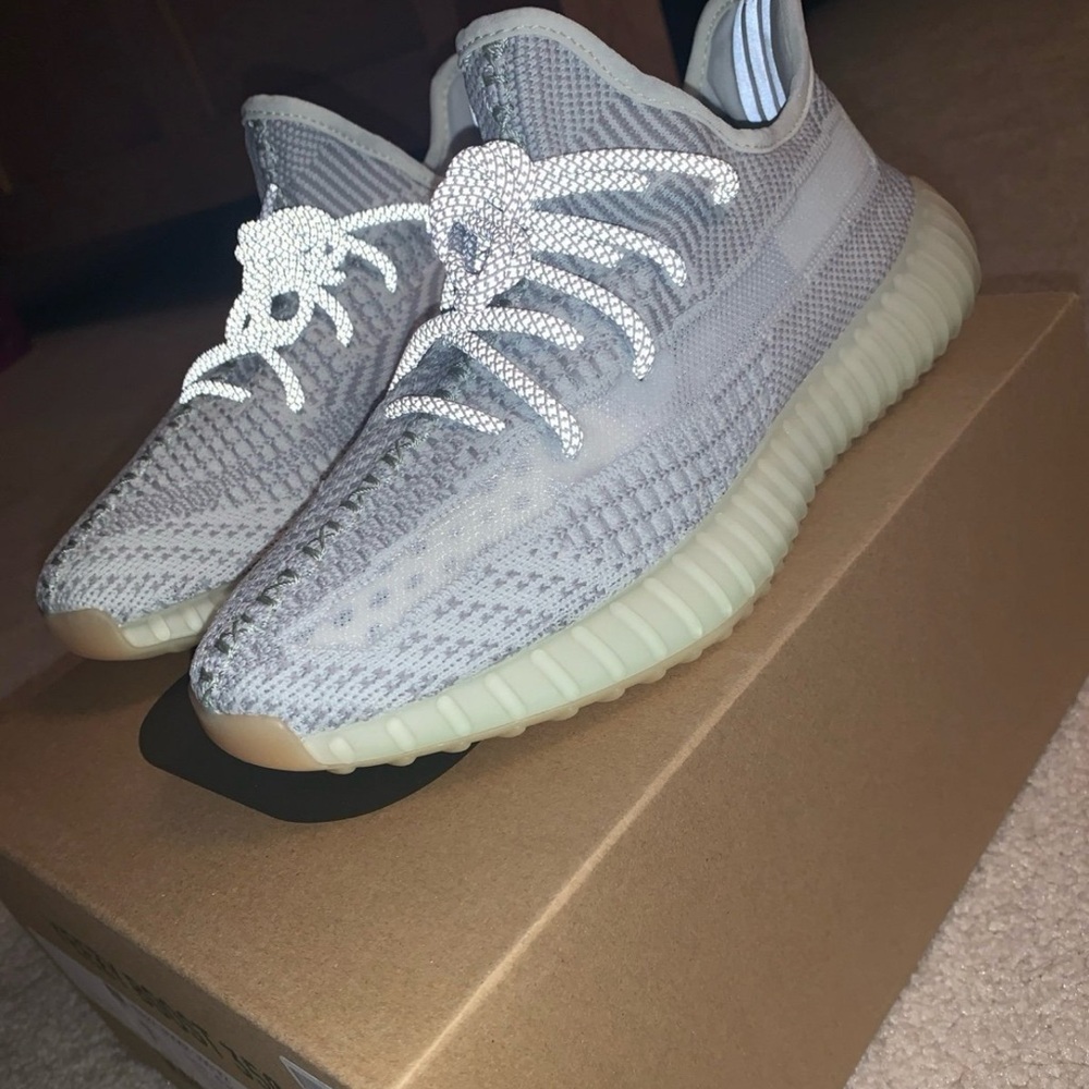 Adidas Yeezy Boost 350 V2 - Gray